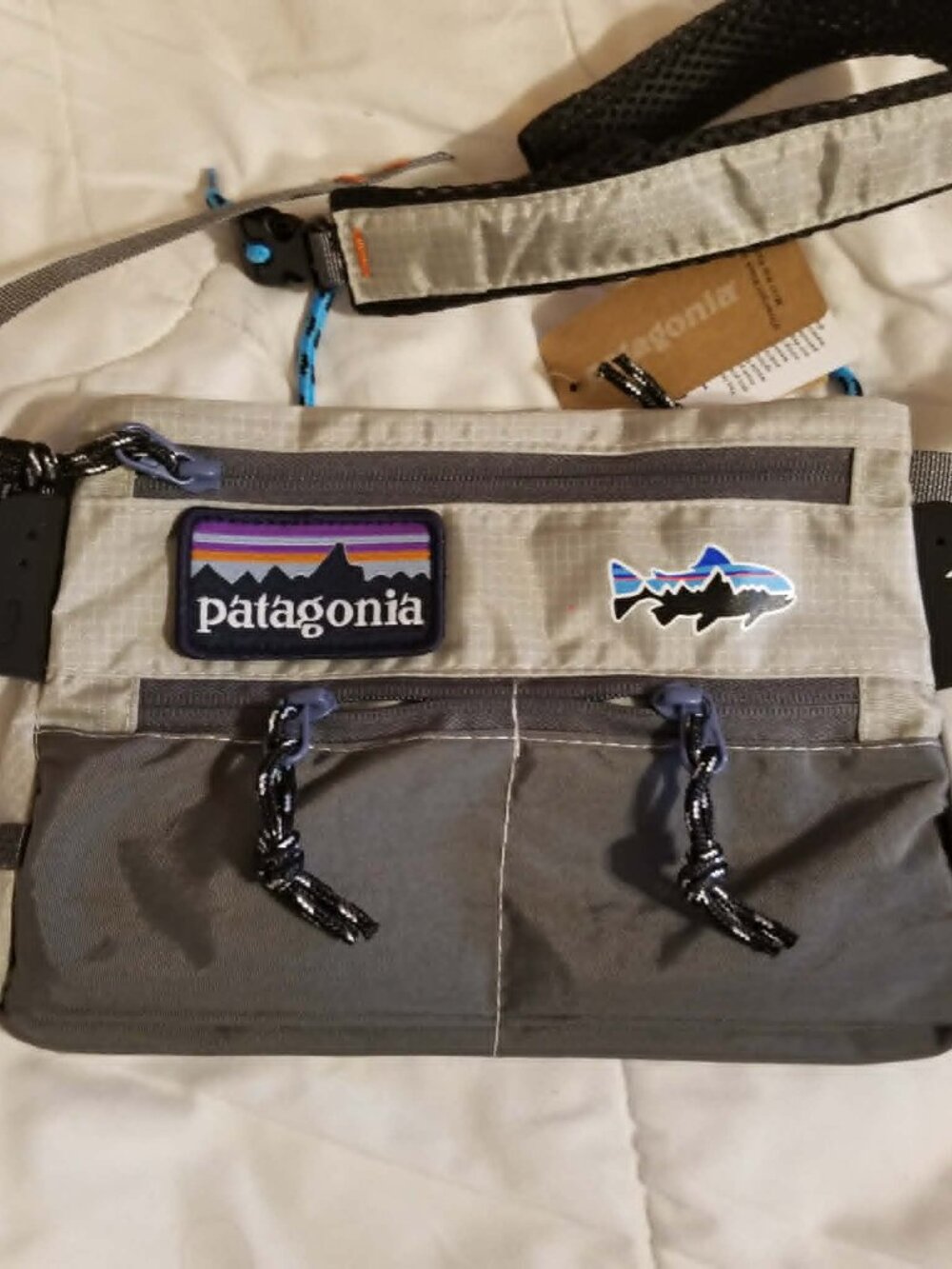 Patagonia Fishing Wader Work Station crossbody bag Beige Grey